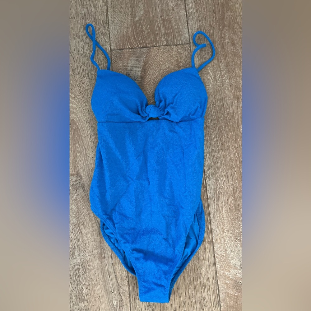 NWT Vix Firenze Erin Knot One Pc turquoise blue.